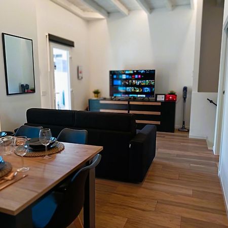 Orelli House ลิสโซเน ภายนอก รูปภาพ